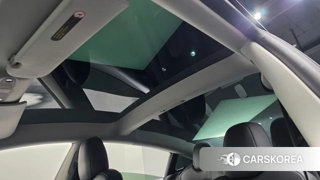 Tesla Model 3 2021 Черный из Кореи, фото 6