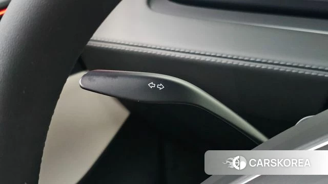 Tesla Model Y 2025 Черный из Кореи, фото 6