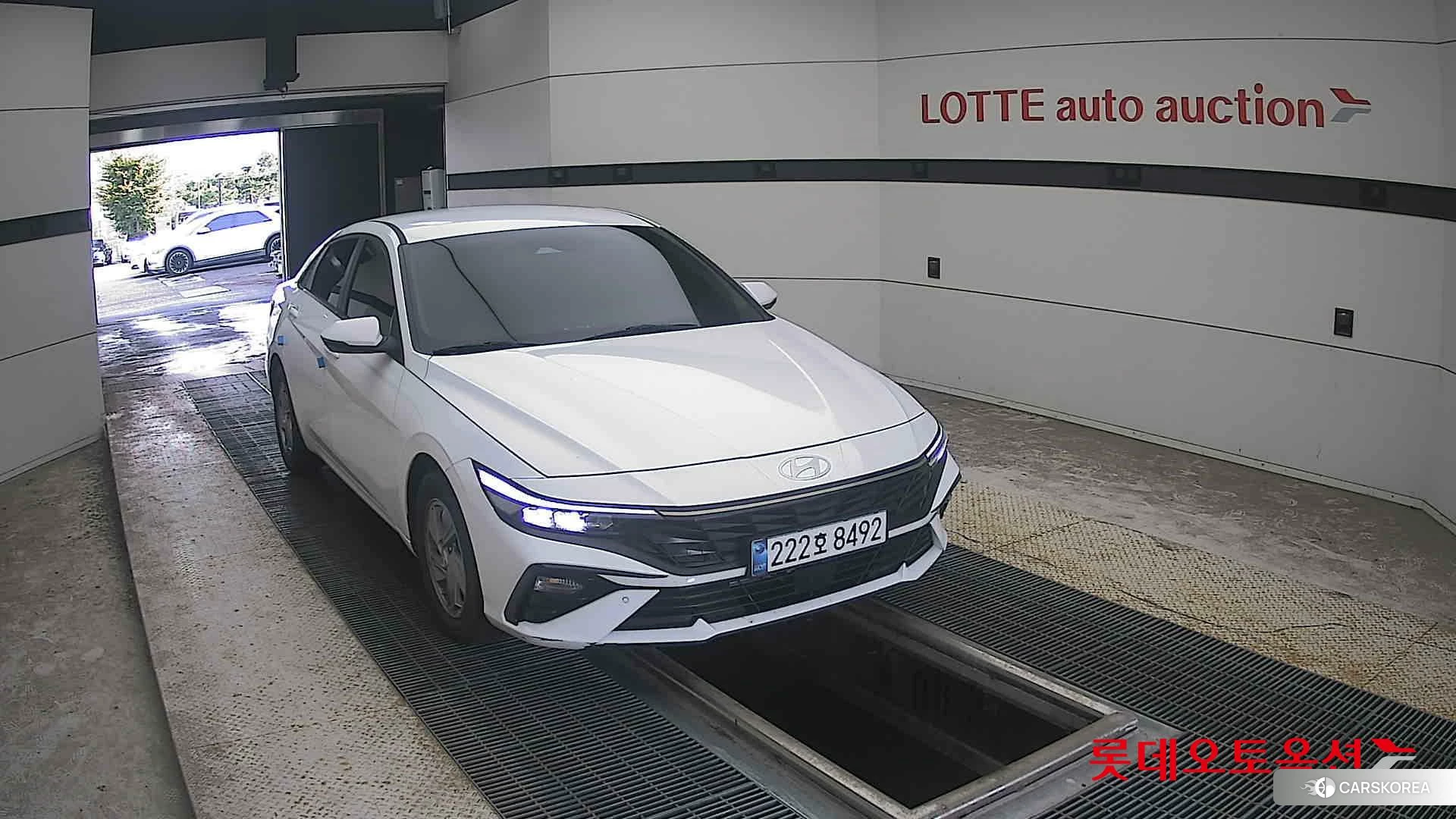 Hyundai Avante 2025 Atlas White из Кореи, фото 6