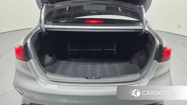 Kia The New K3 2nd generation 2022 Серебристо-серый из Кореи, фото 6