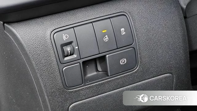 Hyundai Staria 2023 Белый из Кореи, фото 6