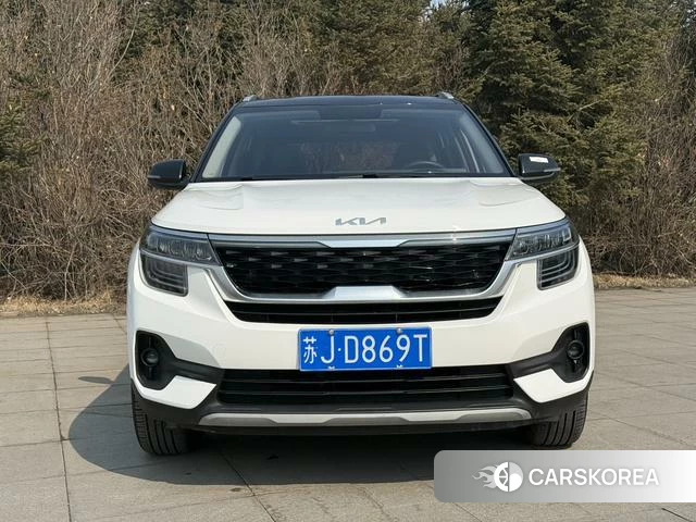 Kia KX3 2023 Белый из Китая, фото 6