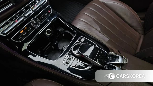 Mercedes-Benz E-Class W213 2018 Серый из Кореи, фото 6