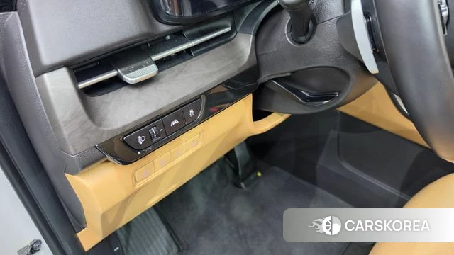 Kia Carnival 4th generation 2023 Белый из Кореи, фото 6