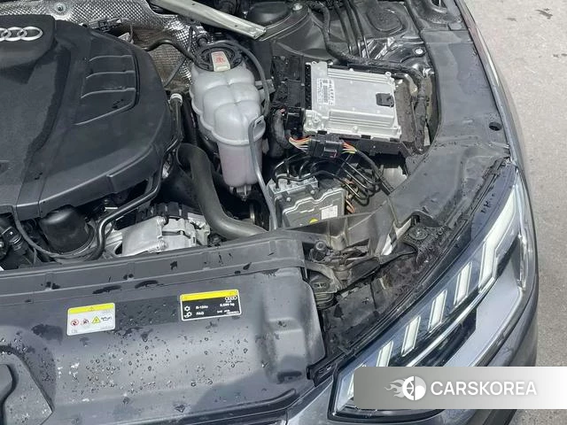 Audi A4L 2023 Темно-серый из Китая, фото 6