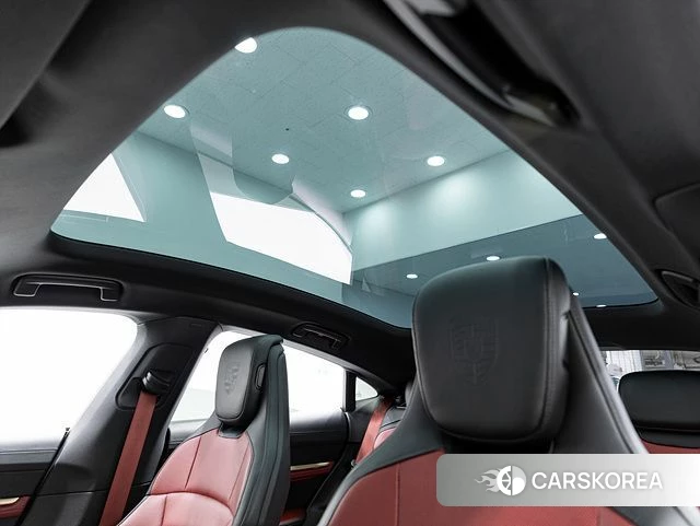 Porsche Taycan 2024 Черный из Кореи, фото 6