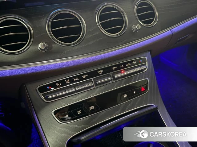 Mercedes-Benz E-Class W213 2022 Серый из Кореи, фото 6