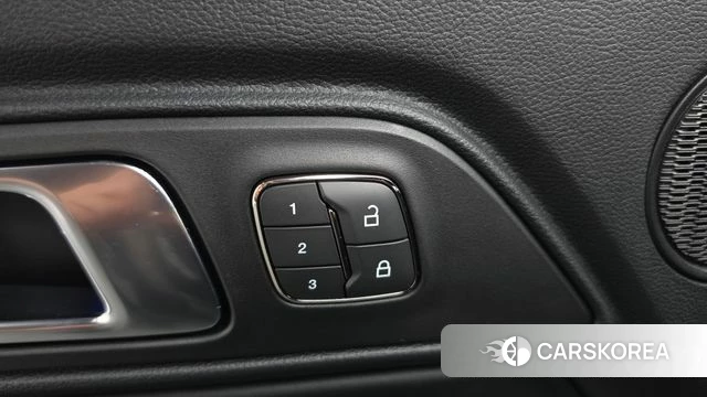 Ford Mustang 2019 Серый из Кореи, фото 6