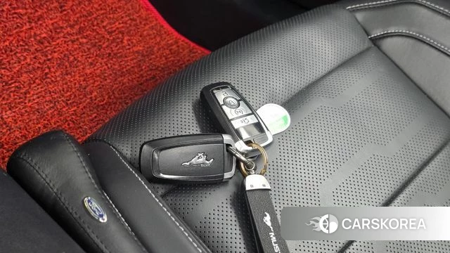 Ford Mustang 2021 Оранжевый из Кореи, фото 6