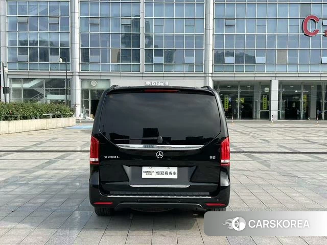 Mercedes-Benz V-Class 2022 Черный из Китая, фото 6