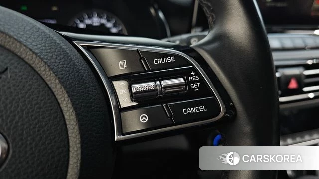 Kia Seltos 2021 Серебристо-серый из Кореи, фото 6