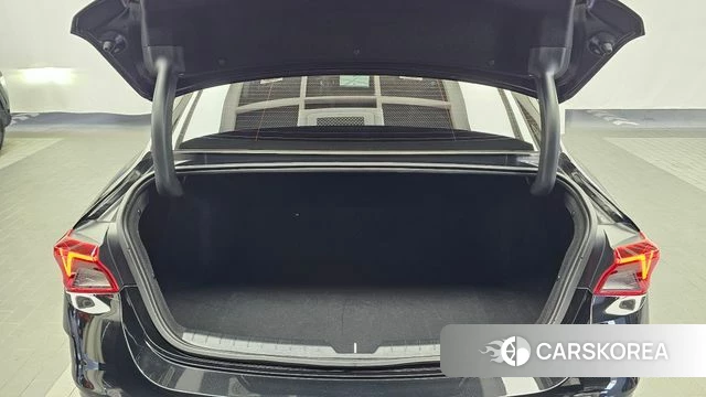 Kia K5 3rd generation 2022 Черный из Кореи, фото 6