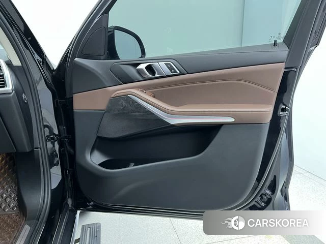 BMW X5 2021 Черный из Китая, фото 6
