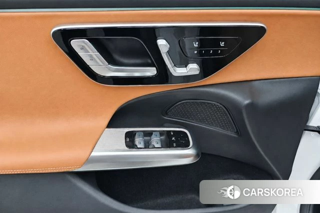 Mercedes-Benz E-Class W214 2026 Белый из Кореи, фото 6