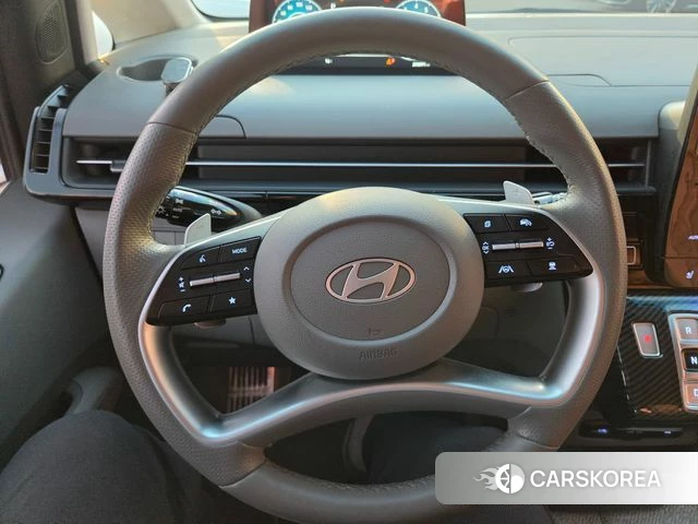 Hyundai Staria 2024 Черный из Кореи, фото 6