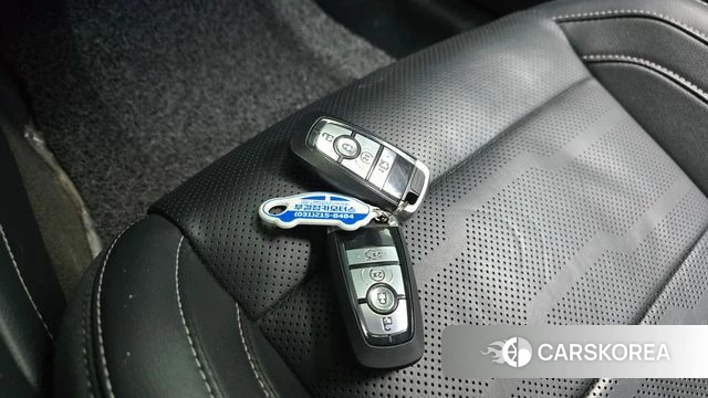 Ford Mustang 2018 Черный из Кореи, фото 6