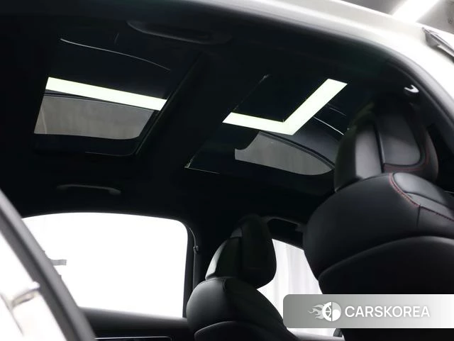Mercedes-Benz AMG C-Class 2025 Белый из Китая, фото 6