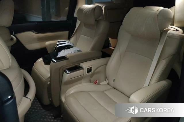Toyota Alphard 2021 Белый из Китая, фото 6