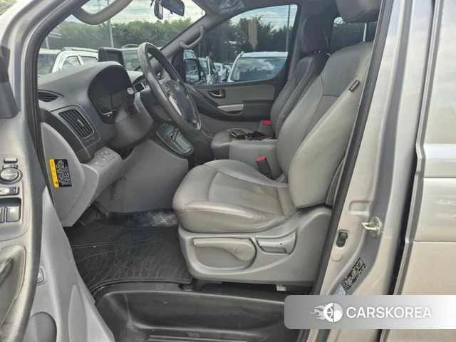 Hyundai Grand Starex 2018 Серебряный из Кореи, фото 6