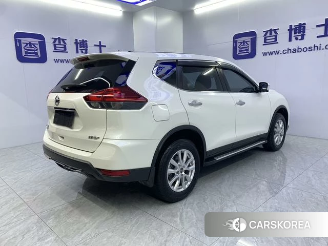 Nissan X-Trail 2022 Белый из Китая, фото 6