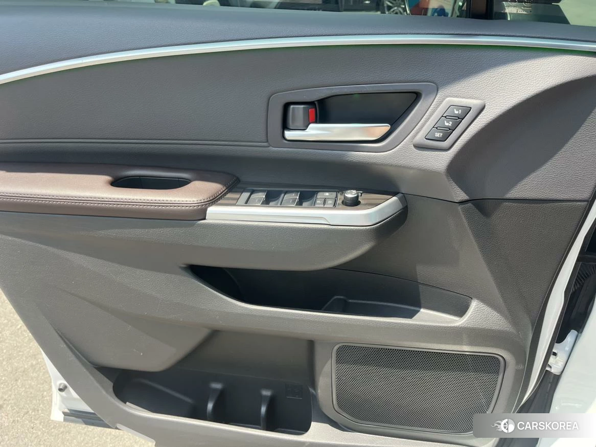 Toyota Sienna 2021 Белый из Китая, фото 6