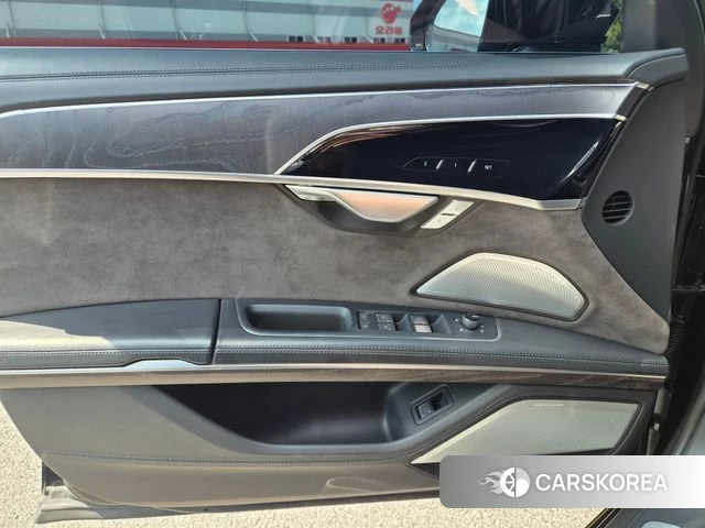 Audi A8 (D5) 2021 Черный из Кореи, фото 6