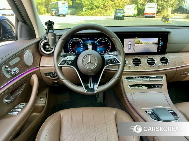 Mercedes-Benz E-Class 2023 Зеленый из Китая, фото 6