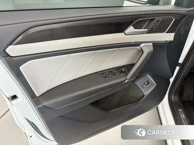Volkswagen Tayron 2024 Белый из Китая, фото 6