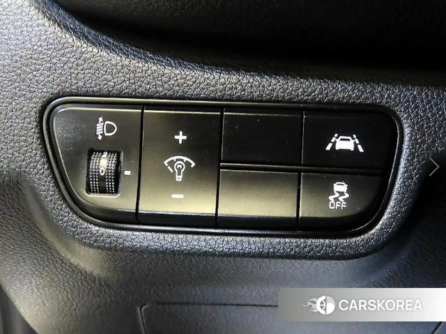 Kia Seltos 2021 Белый из Кореи, фото 6