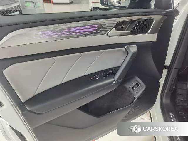 Volkswagen Tayron 2023 Белый из Китая, фото 6