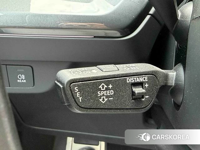 Audi Q5L 2022 Оранжевый из Китая, фото 6