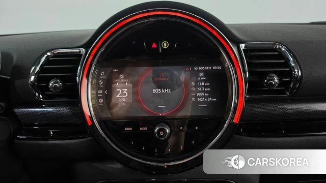 Mini Cooper Clubman 2023 Белый из Кореи, фото 6