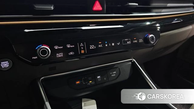 Kia The New Carnival 4th Generation 2024 Серебристо-серый из Кореи, фото 6