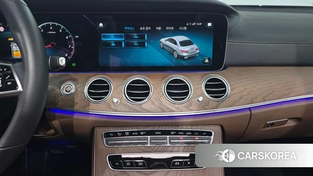Mercedes-Benz E-Class W213 2022 Белый из Кореи, фото 6