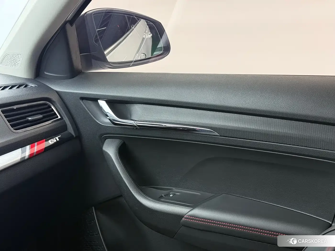 Skoda Kamiq 2023 Белый из Китая, фото 6