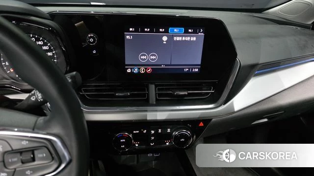 Chevrolet (GM Daewoo) Trax Crossover 2023 Черный из Кореи, фото 6