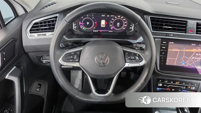Volkswagen Tiguan second Generation 2021 Белый из Кореи, фото 6