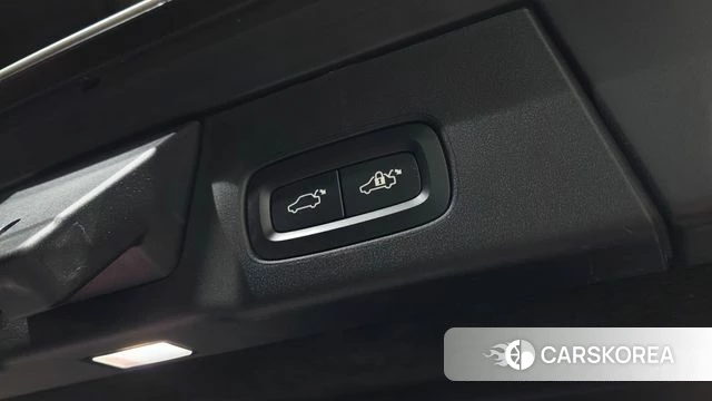 Volvo V90 Cross-Country 2019 Белый из Кореи, фото 6