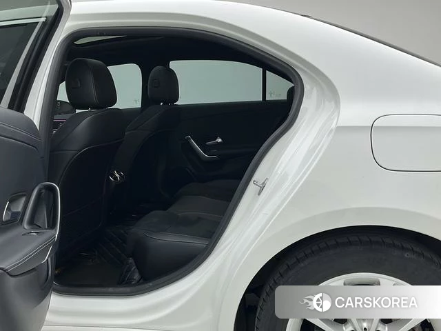 Mercedes-Benz A-Class 2021 Белый из Китая, фото 6