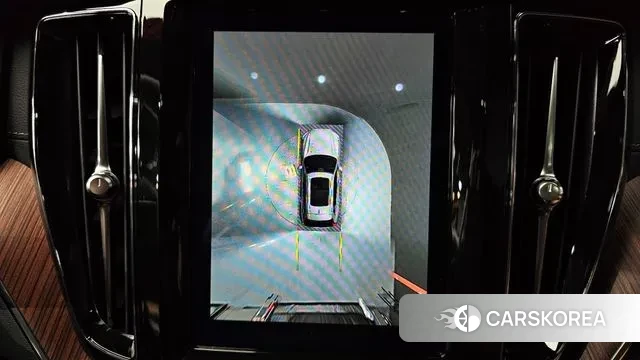 Volvo XC60 second Generation 2023 Белый из Кореи, фото 6