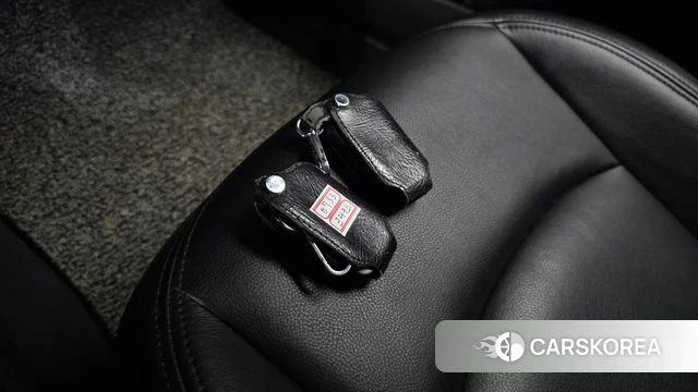Toyota Prius 4th Generation 2018 Белый из Кореи, фото 6