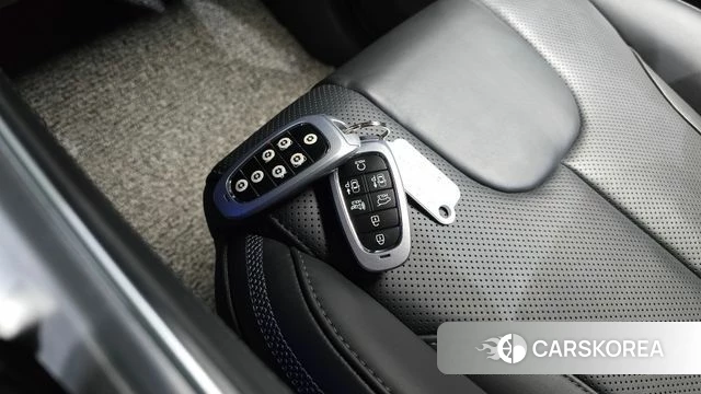 Hyundai The New Santa Fe 2023 Белый из Кореи, фото 6