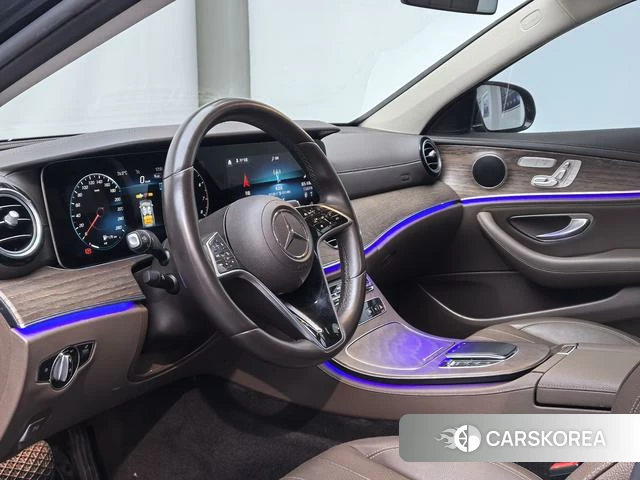 Mercedes-Benz E-Class 2023 Зеленый из Китая, фото 6