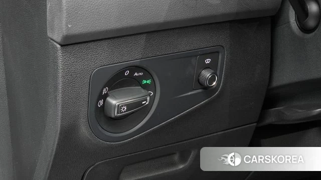 Volkswagen Tiguan second Generation 2020 Серый из Кореи, фото 6
