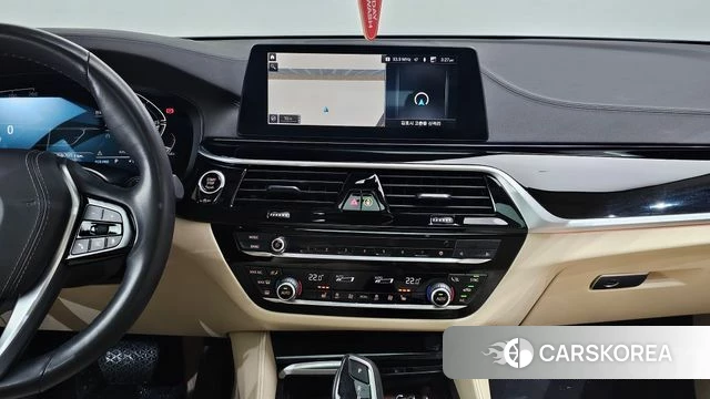 BMW 5 Series (G30) 2020 Черный из Кореи, фото 6