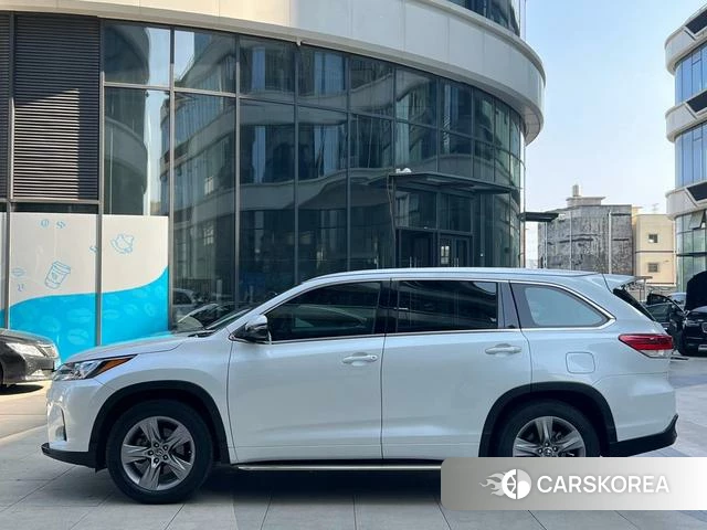 Toyota Highlander 2021 Белый из Китая, фото 6