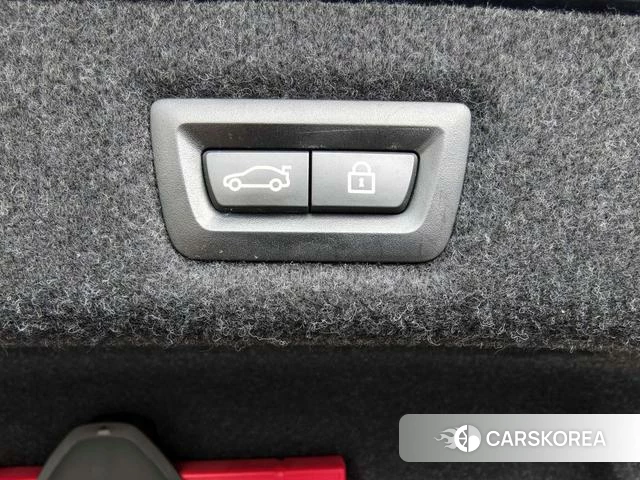 BMW 5 series 2021 Черный из Китая, фото 6
