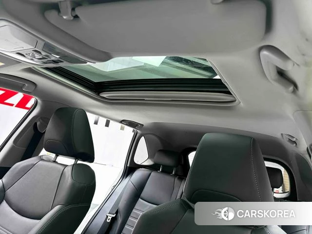 Toyota RAV4 2023 Белый из Китая, фото 6
