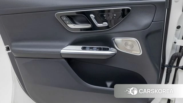 Mercedes-Benz GLC-Class X253 2023 Белый из Кореи, фото 6