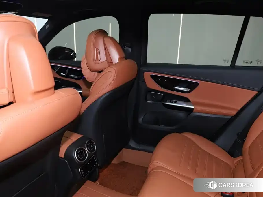 Mercedes-Benz GLC 2025 Черный из Китая, фото 6